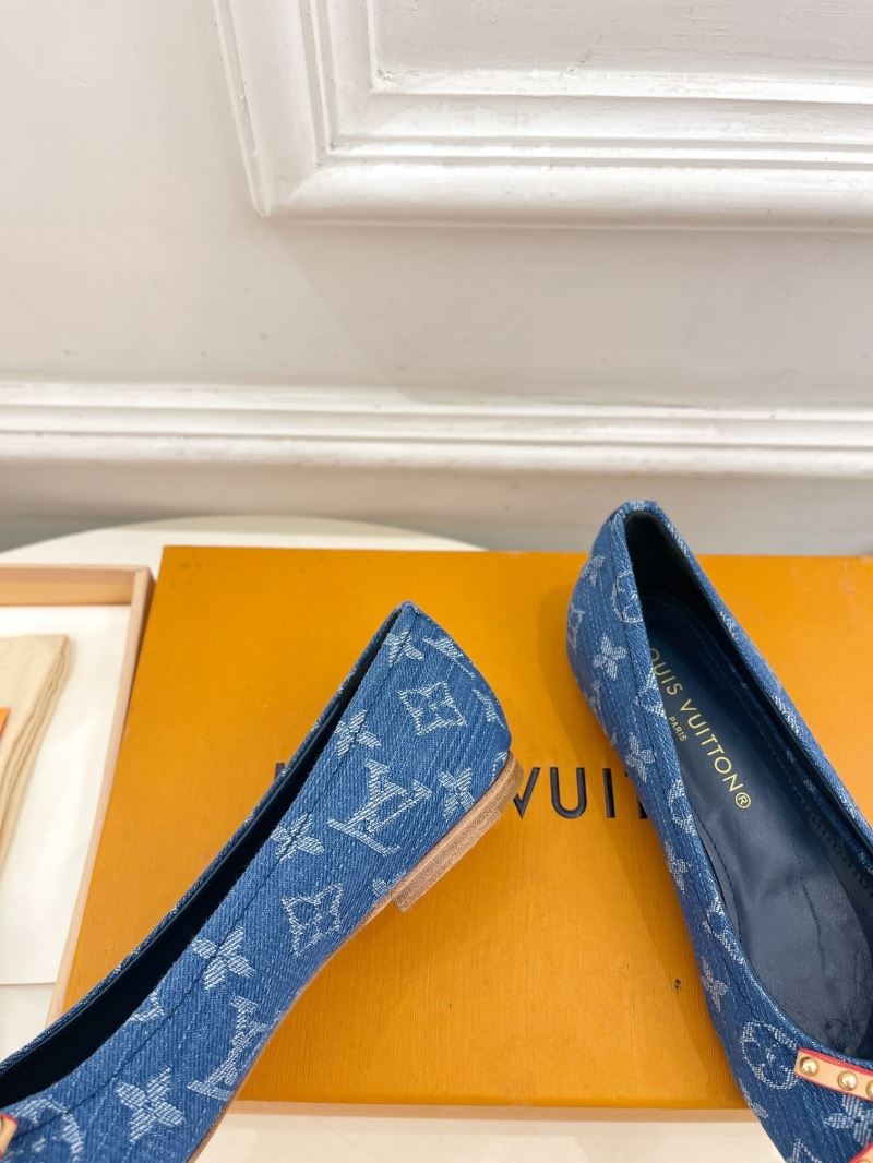 Louis Vuitton Flat Shoes